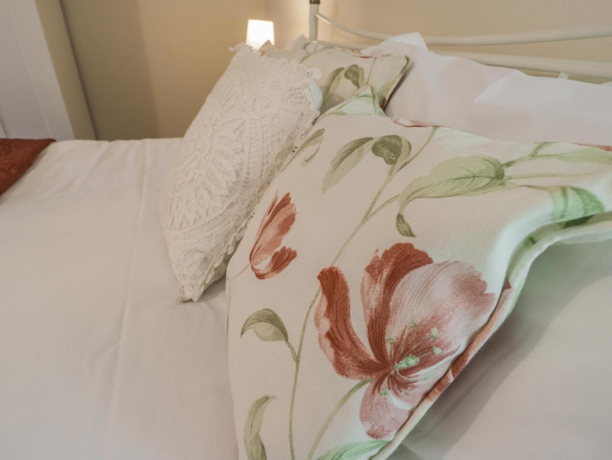 Robins Nest Apartamento Whitby Exterior foto